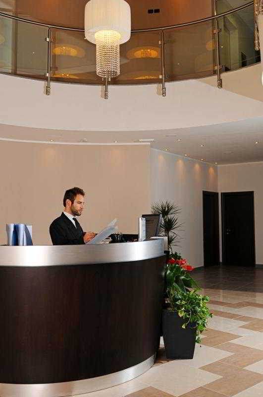 Hotel Fiera Rimini Bagian luar foto