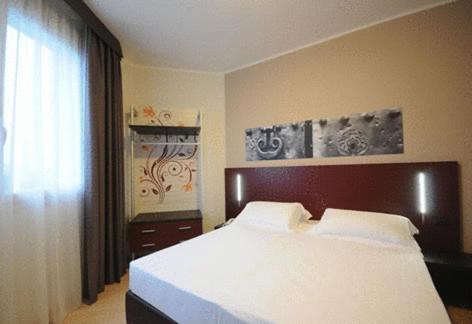 Hotel Fiera Rimini Bagian luar foto